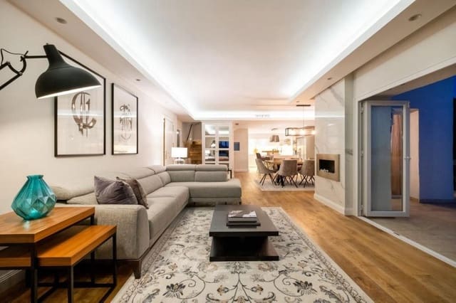 4 bedroom Townhouse for sale in Istán - € 1,190,000 (Ref: 9153503)