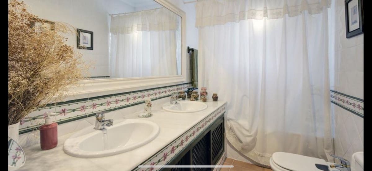 3 sovrum Villa till salu i El Rosario med garage - 995 000 € (Ref: 9153505)