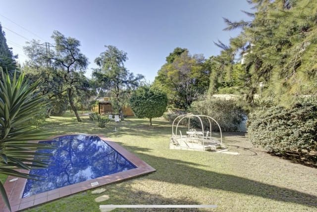 3 sovrum Villa till salu i El Rosario, Marbella med garage - 995 000 € (Ref: 9153505)