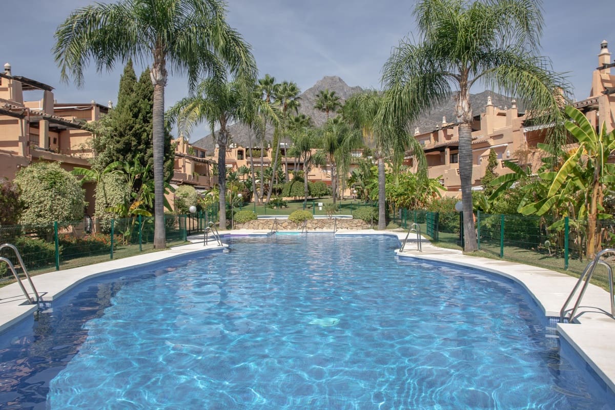 3 soverom Hus til salgs i Marbella - € 1 165 000 (Ref: 9153506)