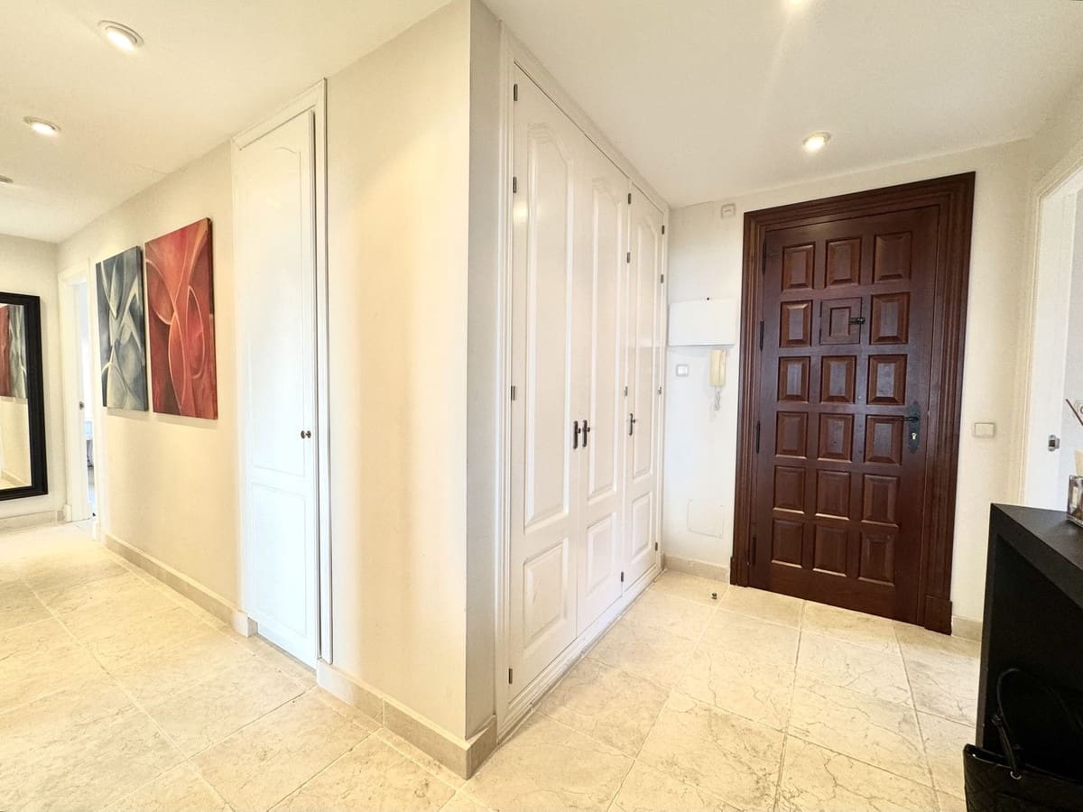 3 soveværelse Lejlighed til salg i Los Flamingos - € 1.150.000 (Ref: 9153508)