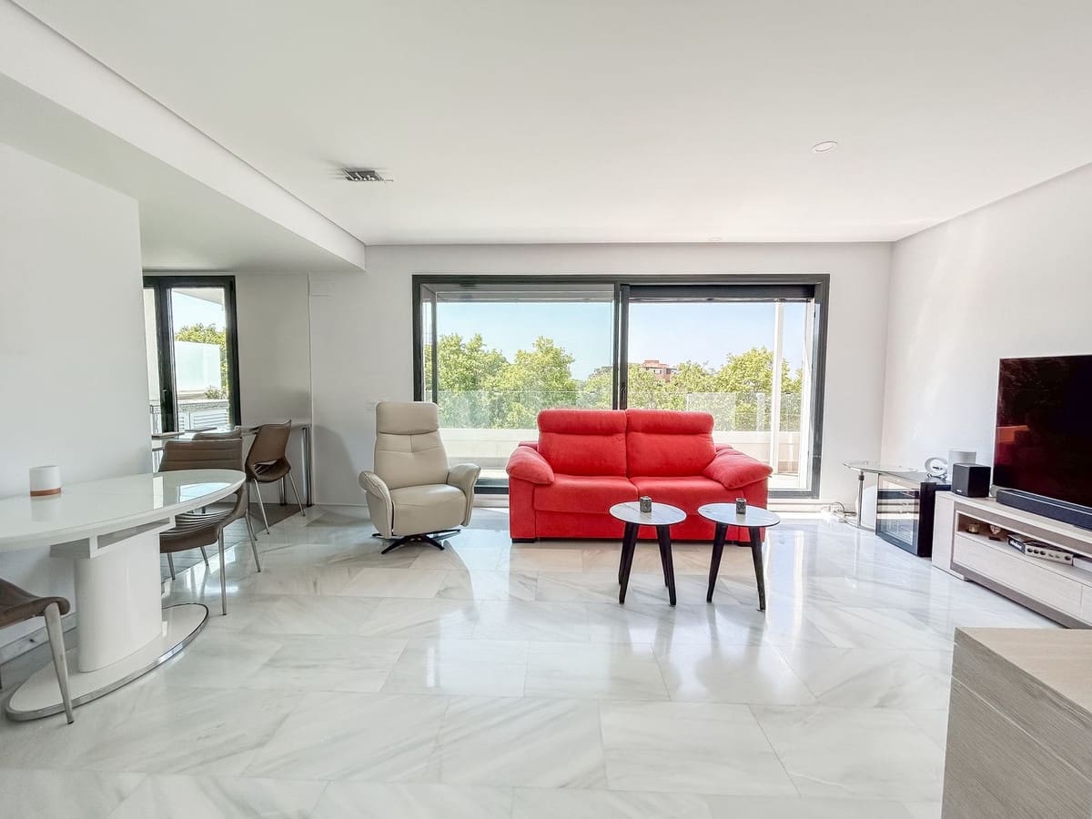 4 sypialnia Apartament na sprzedaż w Marbella - 1 095 000 € (Ref: 9153509)