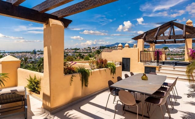 3 slaapkamer Appartement te koop in Atalaya-Isdabe, Estepona - € 950.000 (Ref: 9153514)