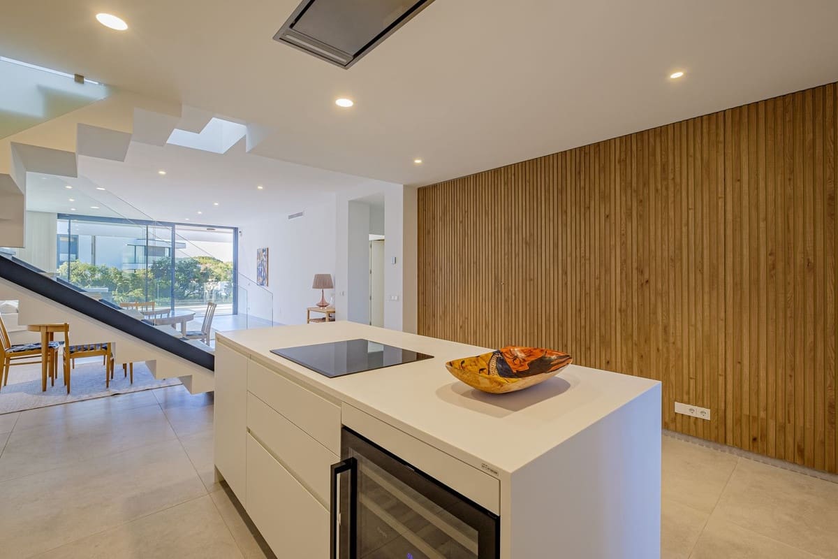 2 slaapkamer Appartement te koop in Cabopino - € 995.000 (Ref: 9153515)