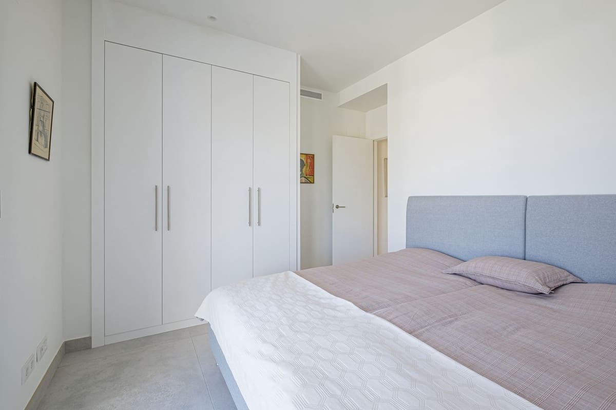 2 slaapkamer Appartement te koop in Cabopino - € 995.000 (Ref: 9153515)