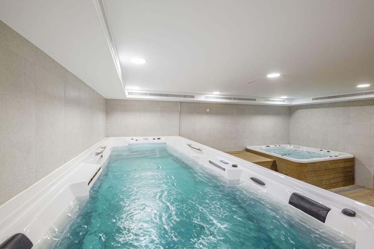 2 slaapkamer Appartement te koop in Cabopino - € 995.000 (Ref: 9153515)