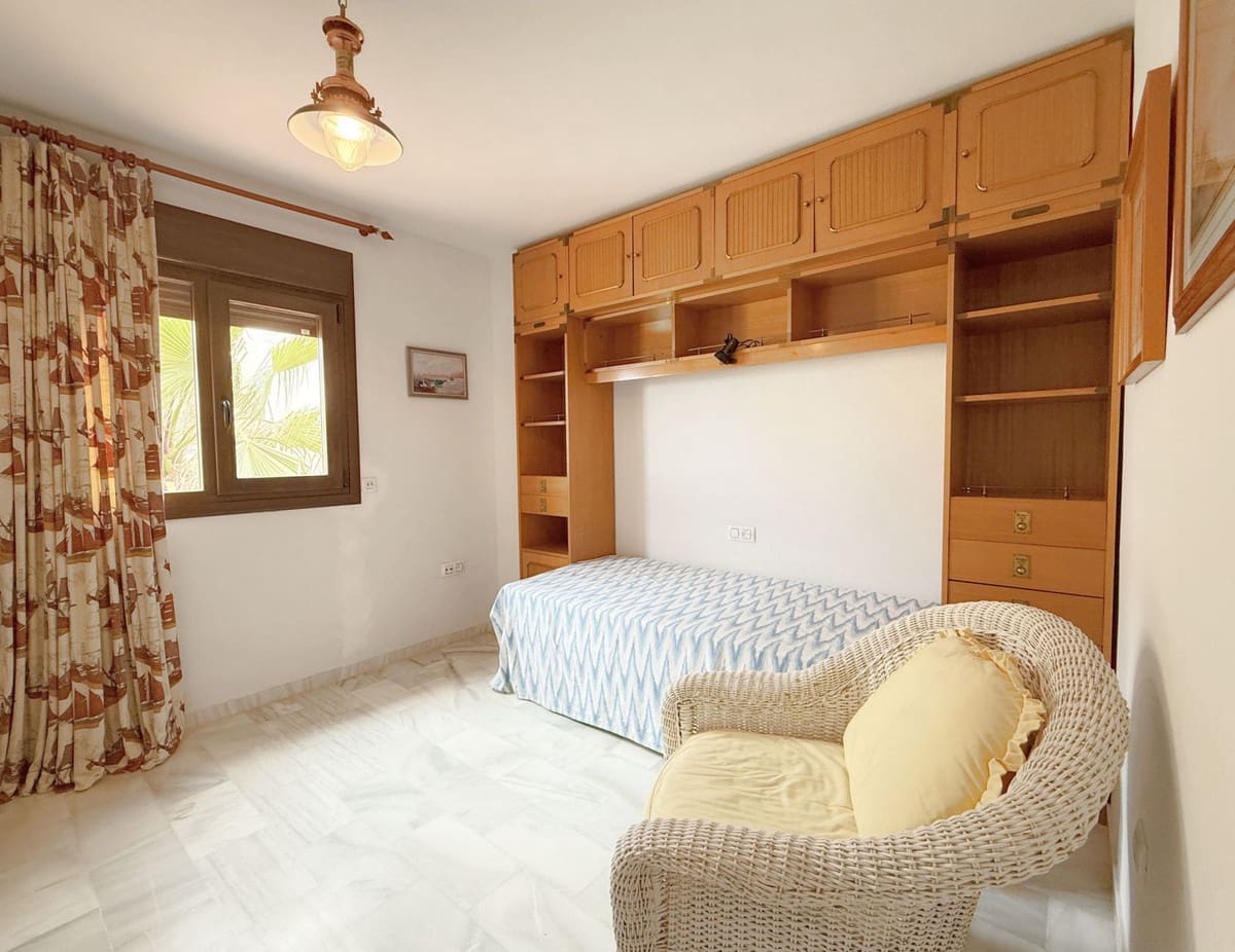 4 soveværelse Byhus til salg i Bahia de Casares - € 880.000 (Ref: 9153521)