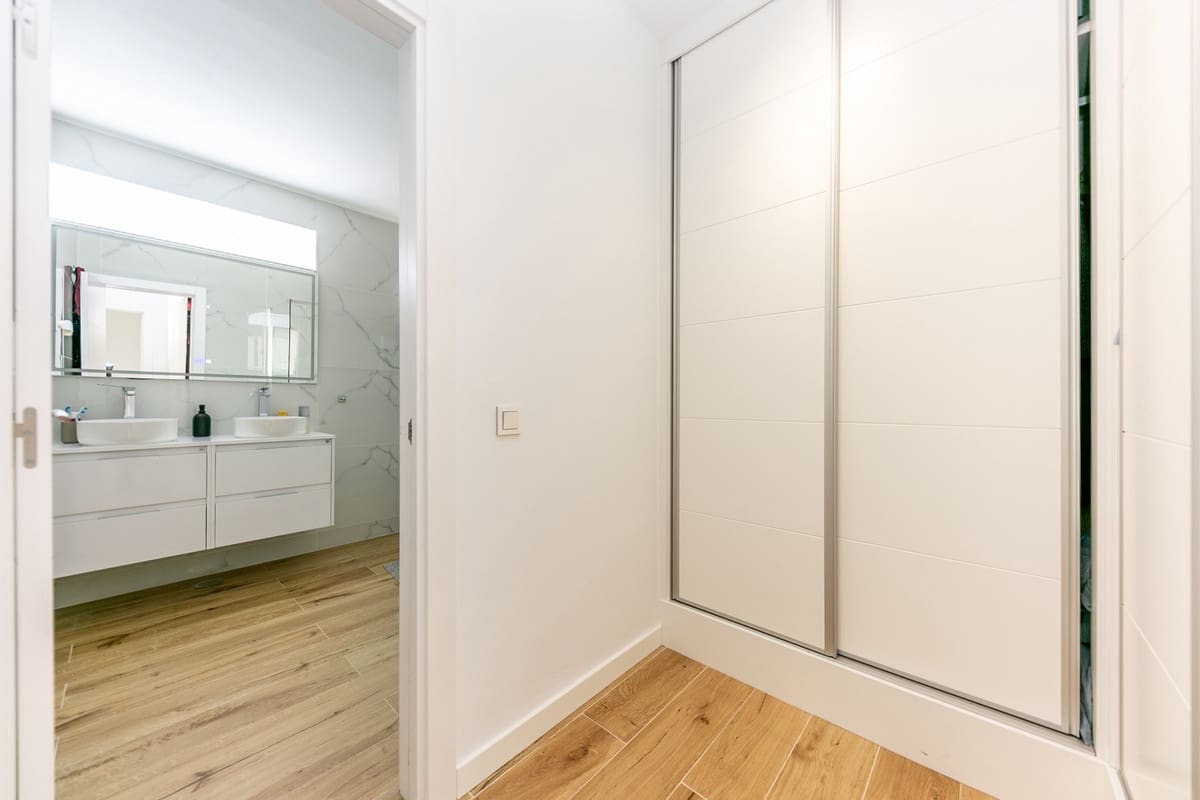 Casa de 4 habitaciones en Fuengirola en venta con garaje - 949.000 € (Ref: 9153522)