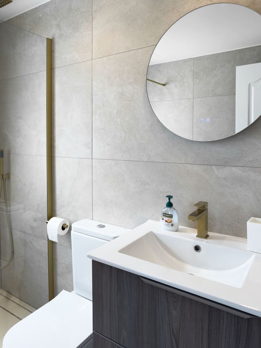 2 bedroom Apartment for sale in Puerto Banus - € 1,200,000 (Ref: 9158307)