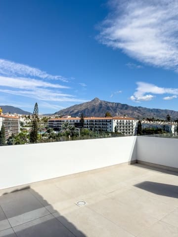 2 chambre Appartement à vendre à Puerto Banus, Marbella - 1 200 000 € (Ref: 9158307)