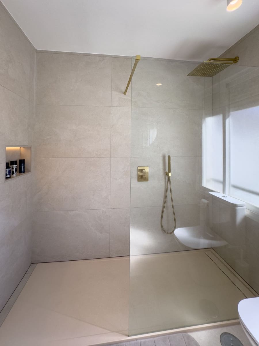 2 bedroom Apartment for sale in Puerto Banus - € 1,200,000 (Ref: 9158307)