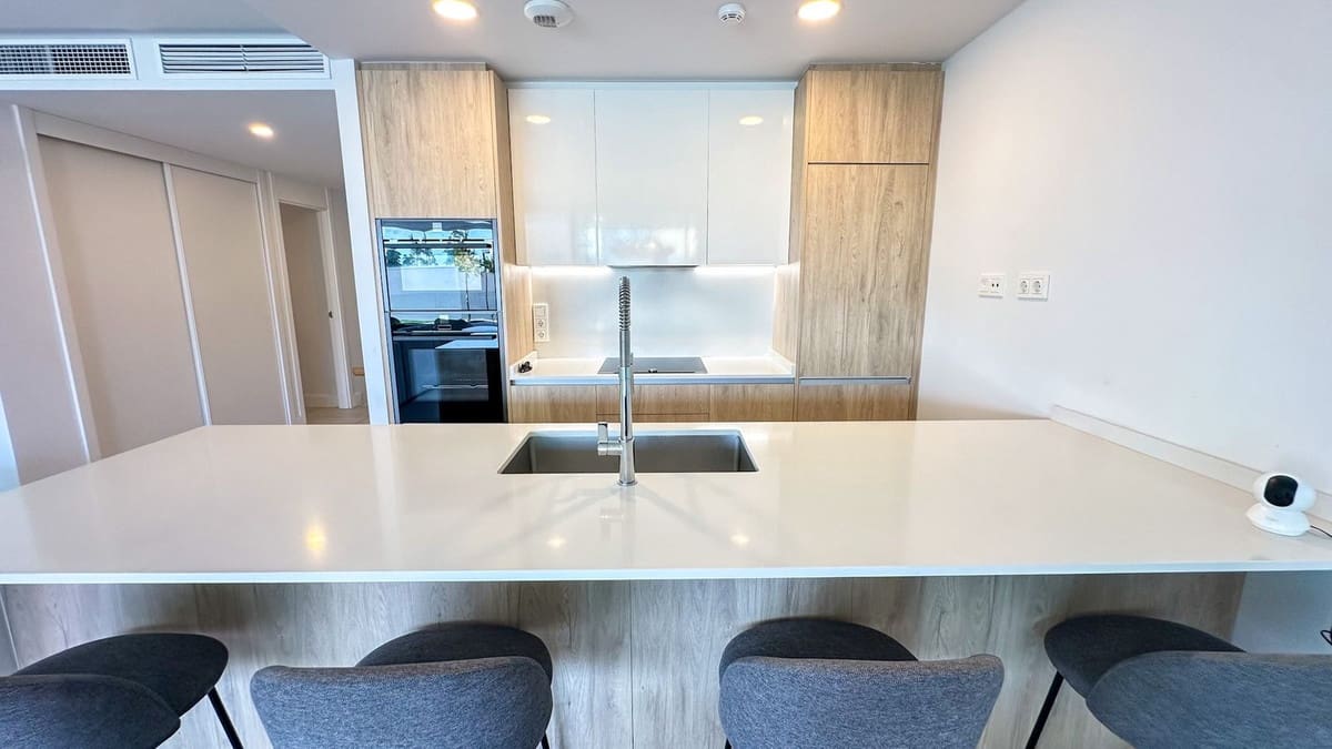 3 soverom Leilighet til salgs i Cabopino med garasje - € 995 000 (Ref: 9158309)