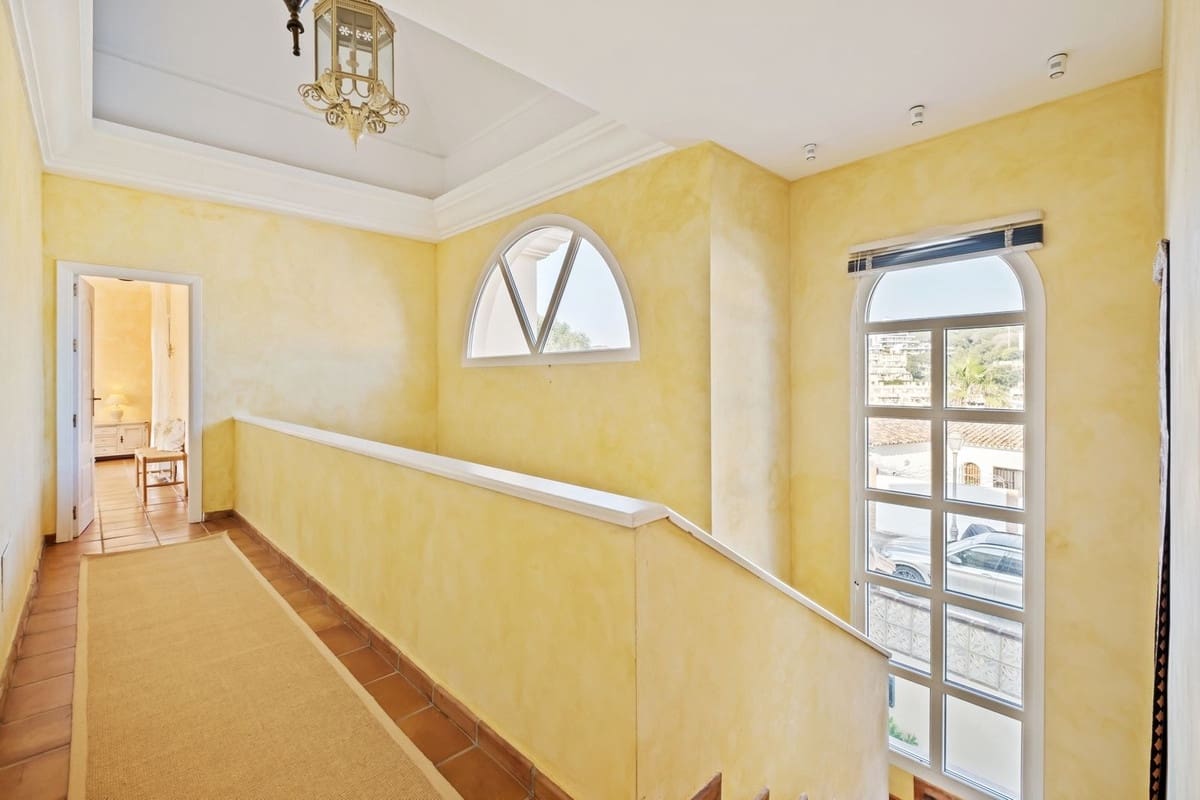 2 soveværelse Villa til salg i La Reserva - € 1.250.000 (Ref: 9158413)