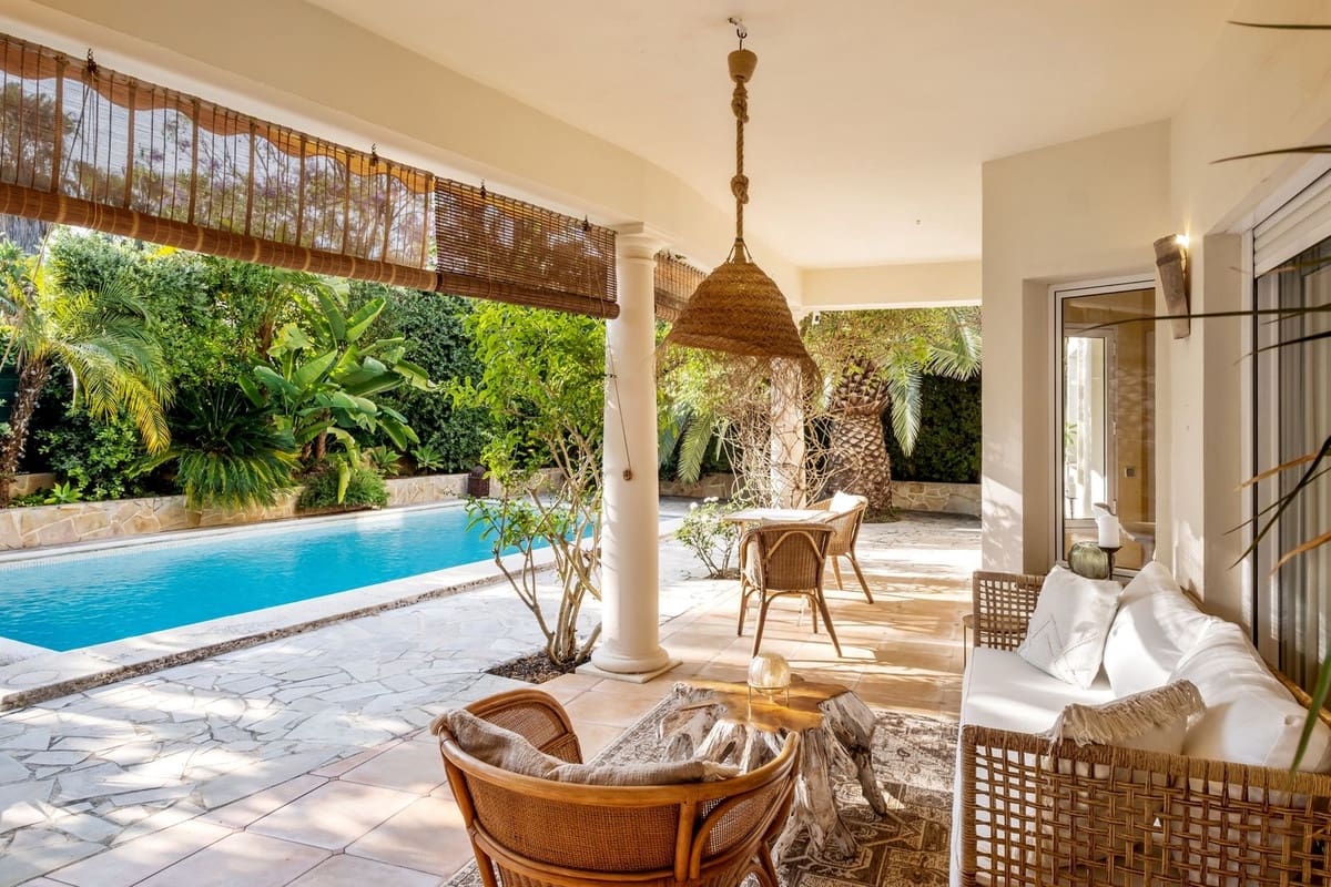 2 soveværelse Villa til salg i La Reserva - € 1.250.000 (Ref: 9158413)