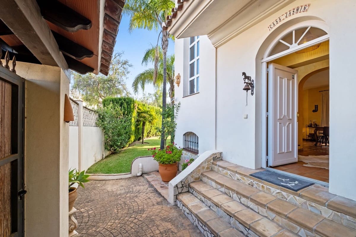 2 soveværelse Villa til salg i La Reserva - € 1.250.000 (Ref: 9158413)