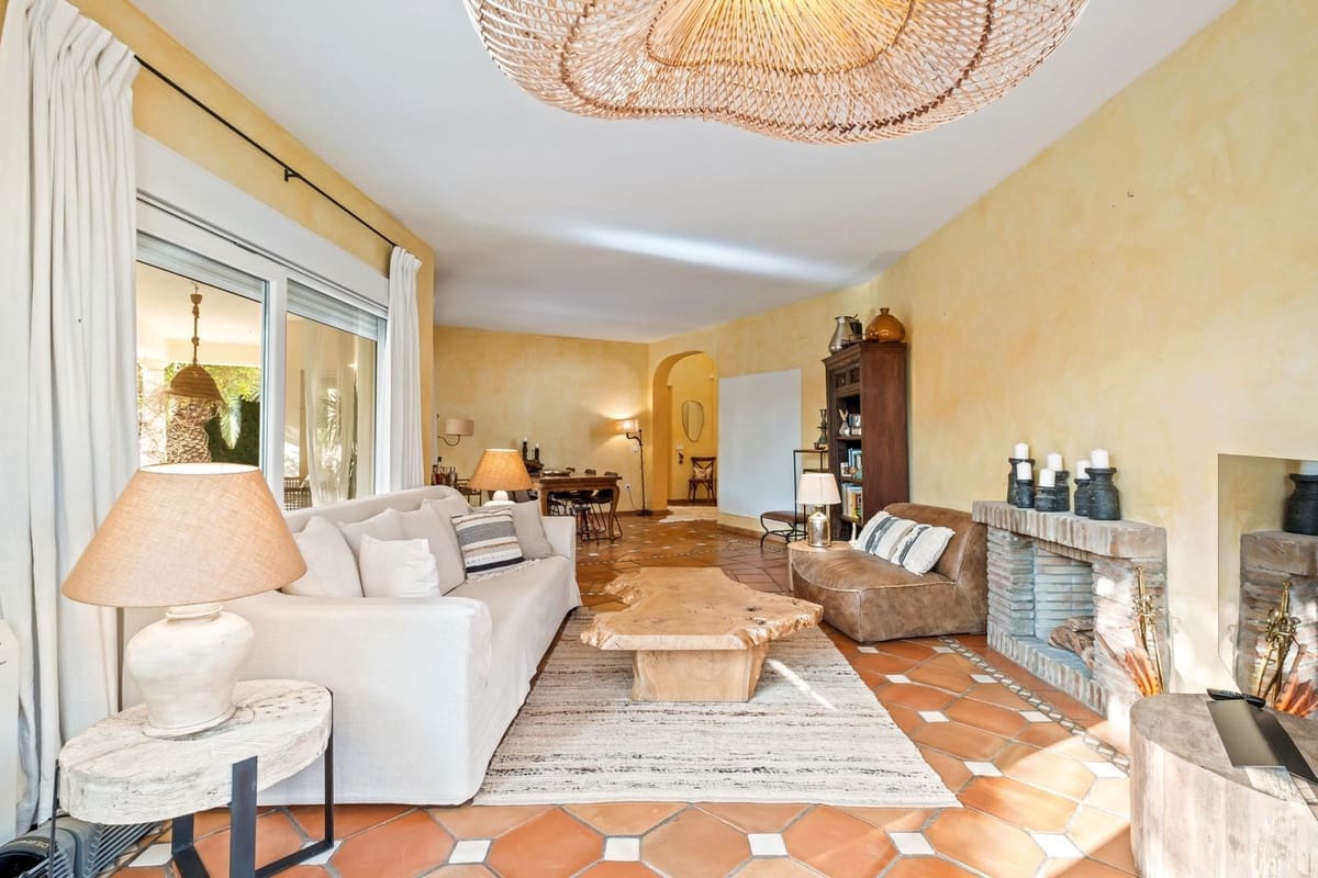 2 soveværelse Villa til salg i La Reserva - € 1.250.000 (Ref: 9158413)