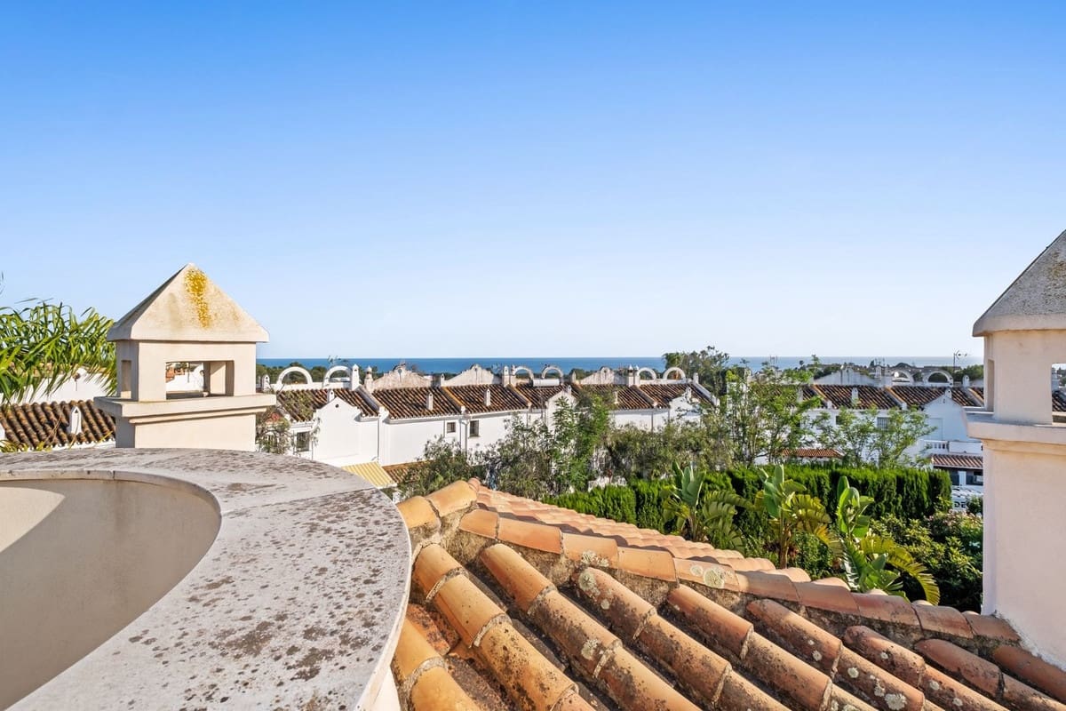 2 soveværelse Villa til salg i La Reserva - € 1.250.000 (Ref: 9158413)