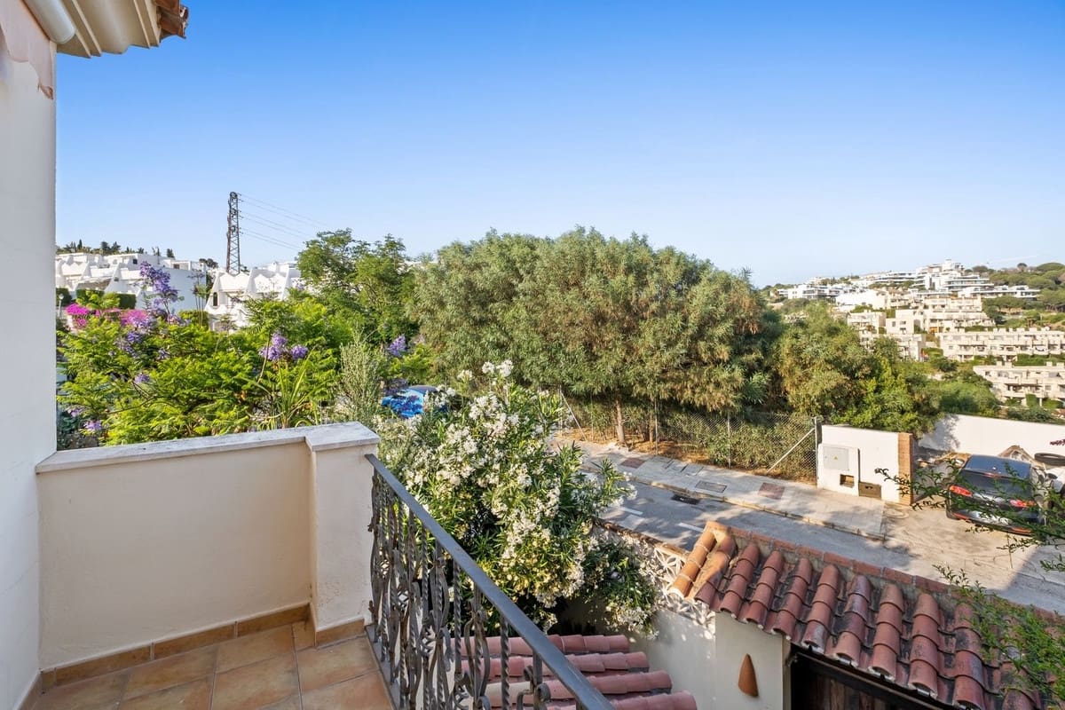 2 soveværelse Villa til salg i La Reserva - € 1.250.000 (Ref: 9158413)