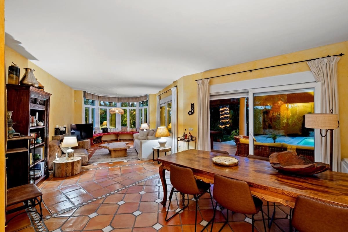 2 soveværelse Villa til salg i La Reserva - € 1.250.000 (Ref: 9158413)