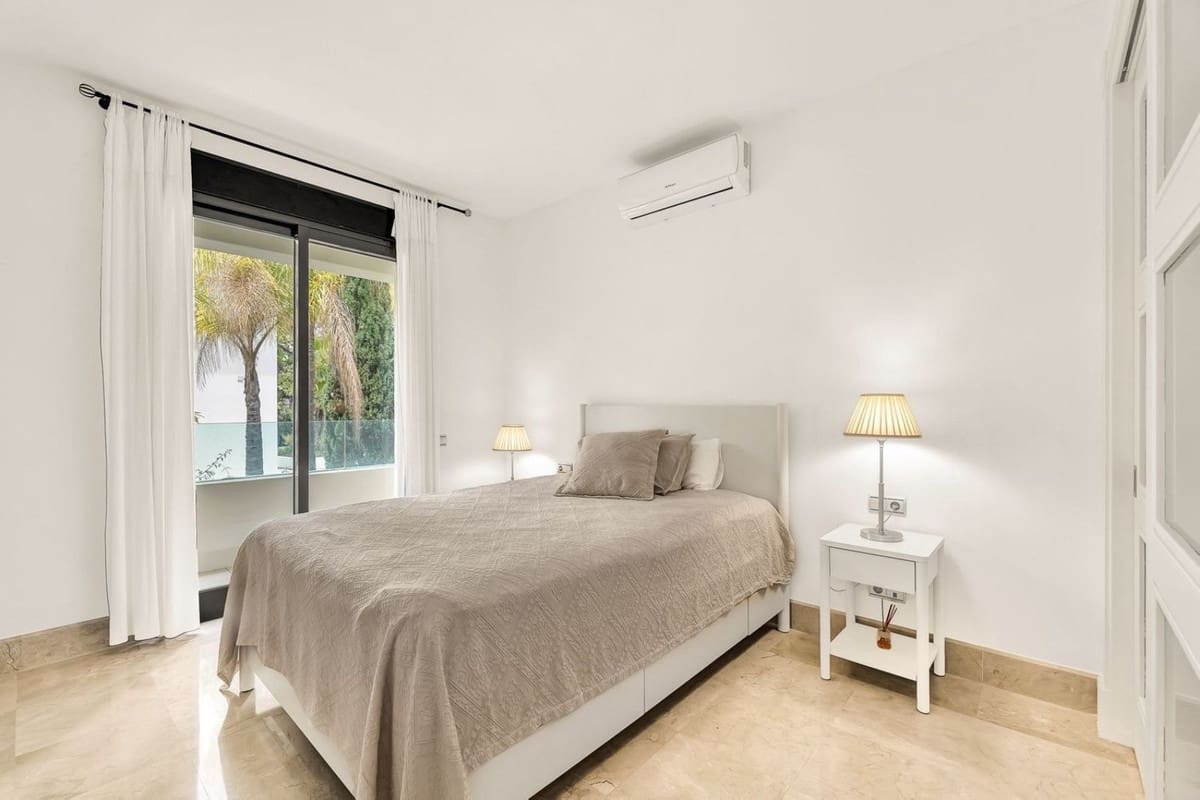 3 camera da letto Appartamento in vendita in Los Monteros - 1.195.000 € (Rif: 9158414)