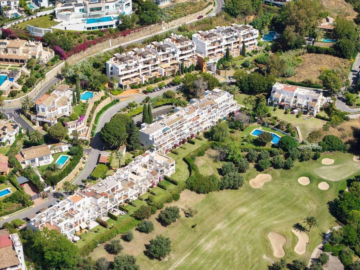 4 bedroom Townhouse for sale in La Quinta - € 1,875,000 (Ref: 9158739)