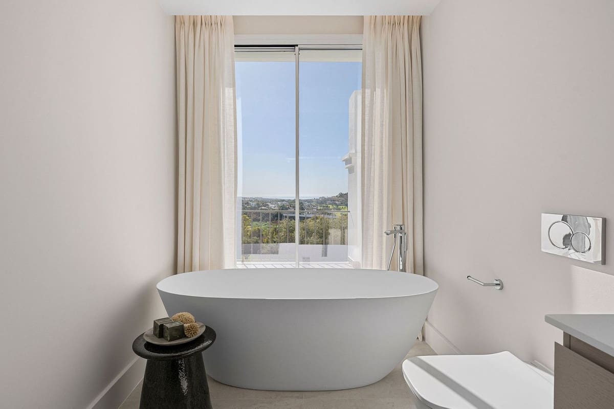 Casa de 4 habitaciones en La Quinta en venta - 1.875.000 € (Ref: 9158739)