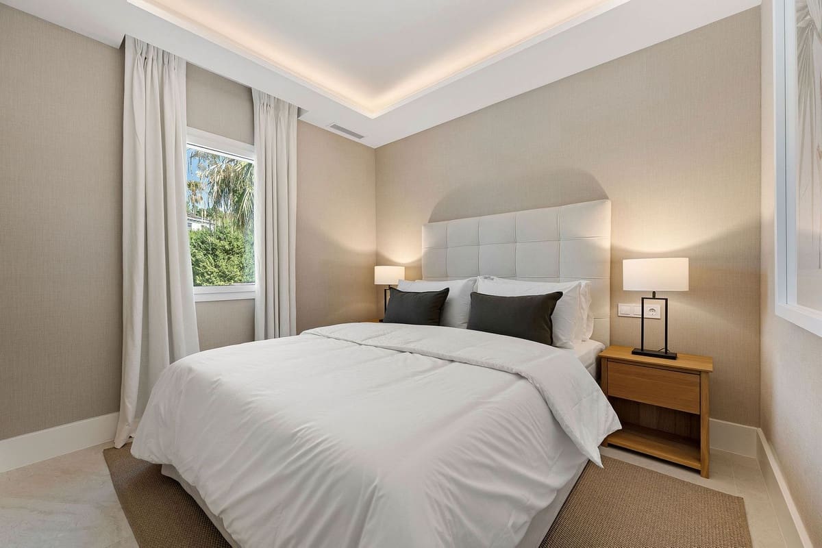 Casa de 4 habitaciones en La Quinta en venta - 1.875.000 € (Ref: 9158739)