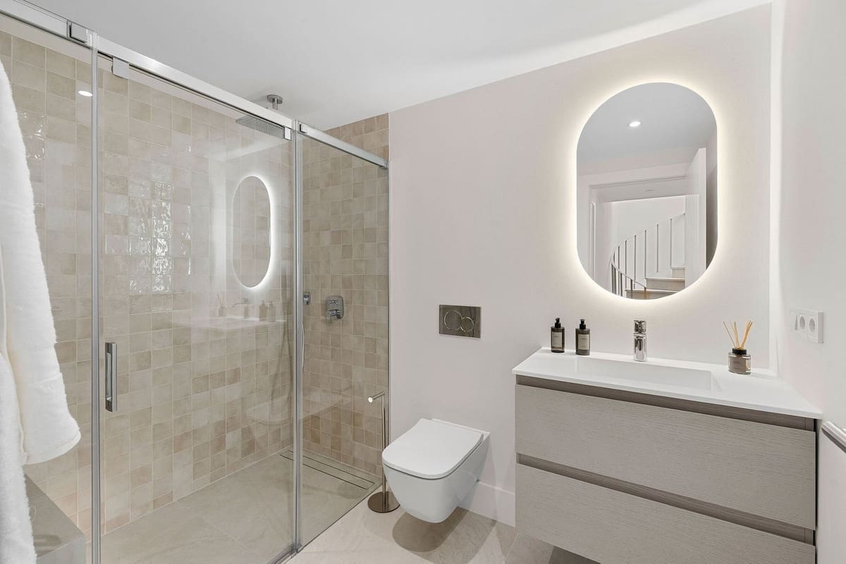 Casa de 4 habitaciones en La Quinta en venta - 1.875.000 € (Ref: 9158739)