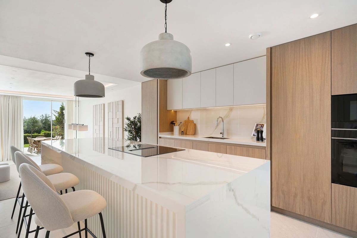 4 bedroom Townhouse for sale in La Quinta - € 1,875,000 (Ref: 9158739)