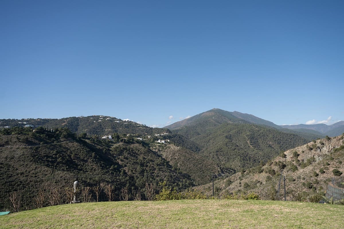 3 bedroom Apartment for sale in Benahavis - € 1,450,000 (Ref: 9158741)