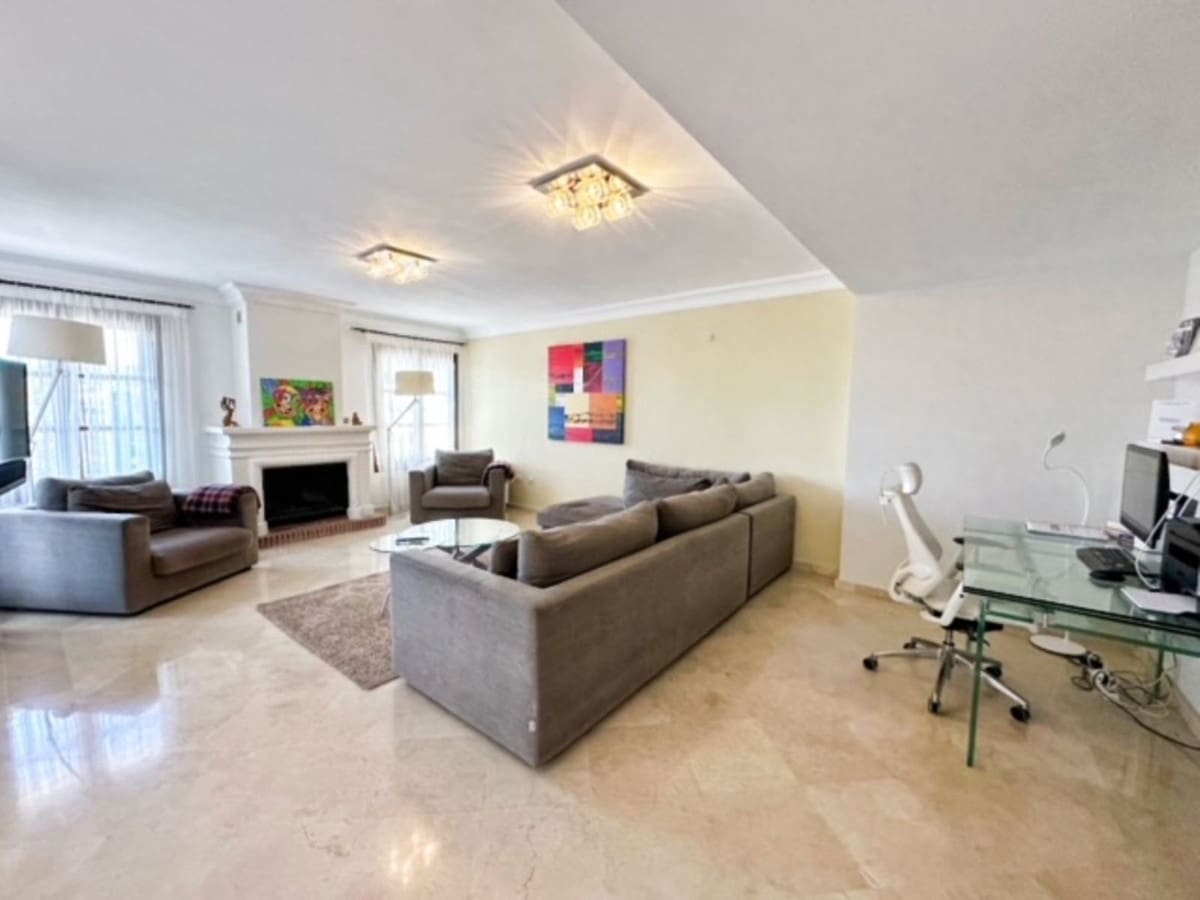 5 soverom Hus til salgs i La Heredia med garasje - € 1 095 000 (Ref: 9158744)