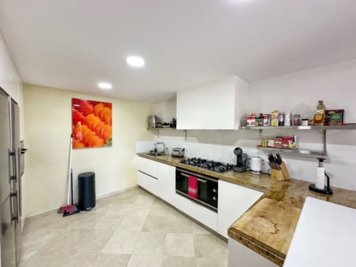 5 soverom Hus til salgs i La Heredia med garasje - € 1 095 000 (Ref: 9158744)