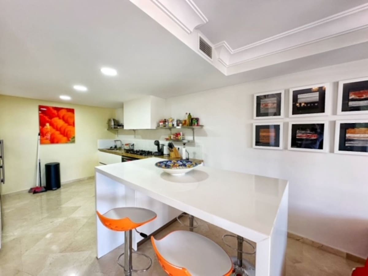 5 soverom Hus til salgs i La Heredia med garasje - € 1 095 000 (Ref: 9158744)