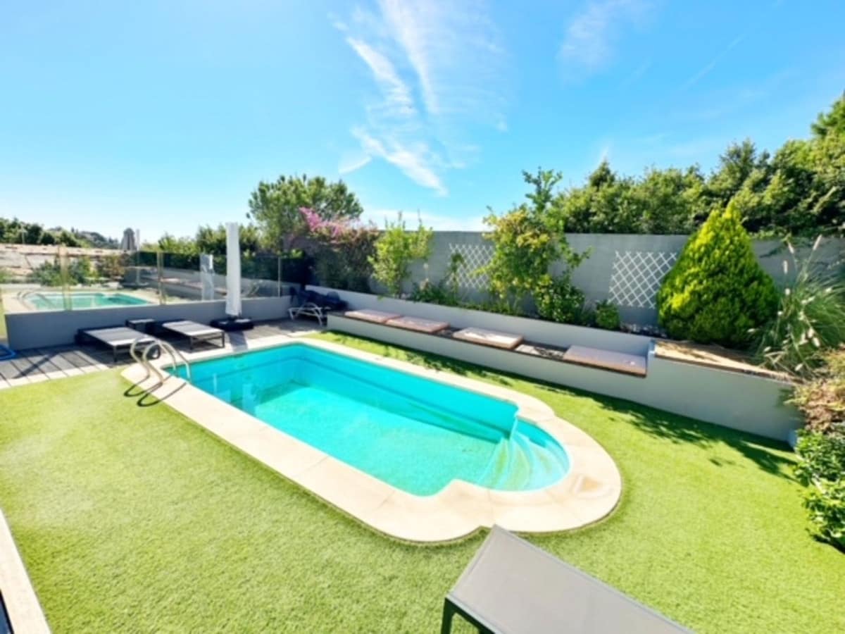 5 soverom Hus til salgs i La Heredia med garasje - € 1 095 000 (Ref: 9158744)