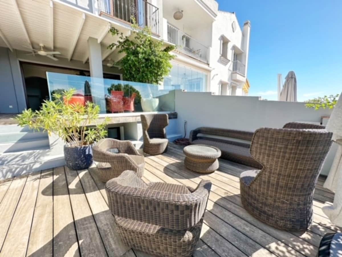 5 soverom Hus til salgs i La Heredia med garasje - € 1 095 000 (Ref: 9158744)