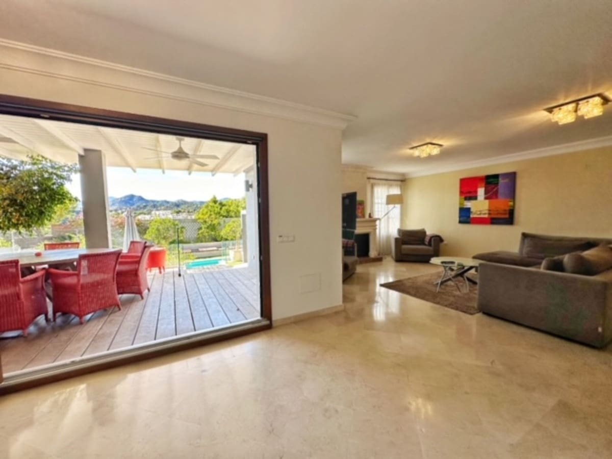 5 soverom Hus til salgs i La Heredia med garasje - € 1 095 000 (Ref: 9158744)