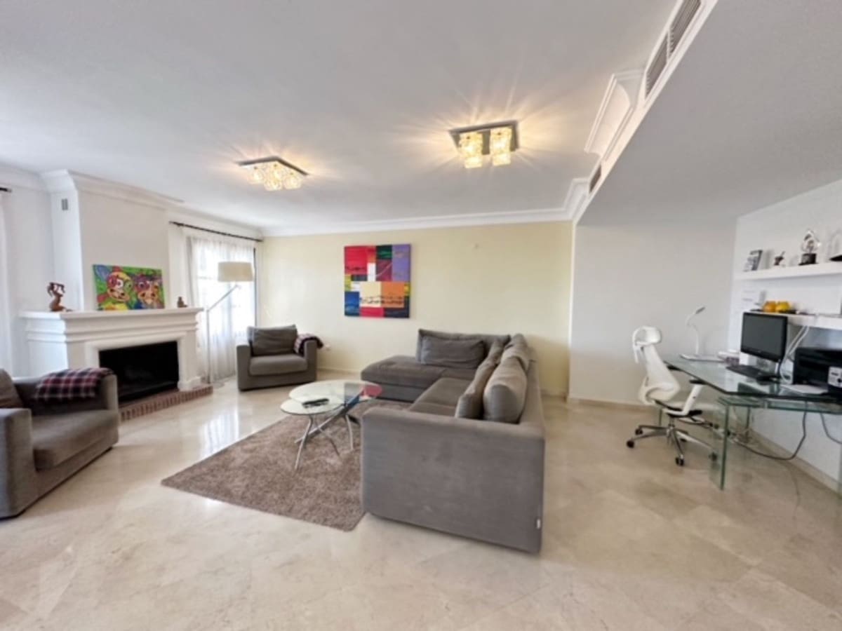 5 soverom Hus til salgs i La Heredia med garasje - € 1 095 000 (Ref: 9158744)