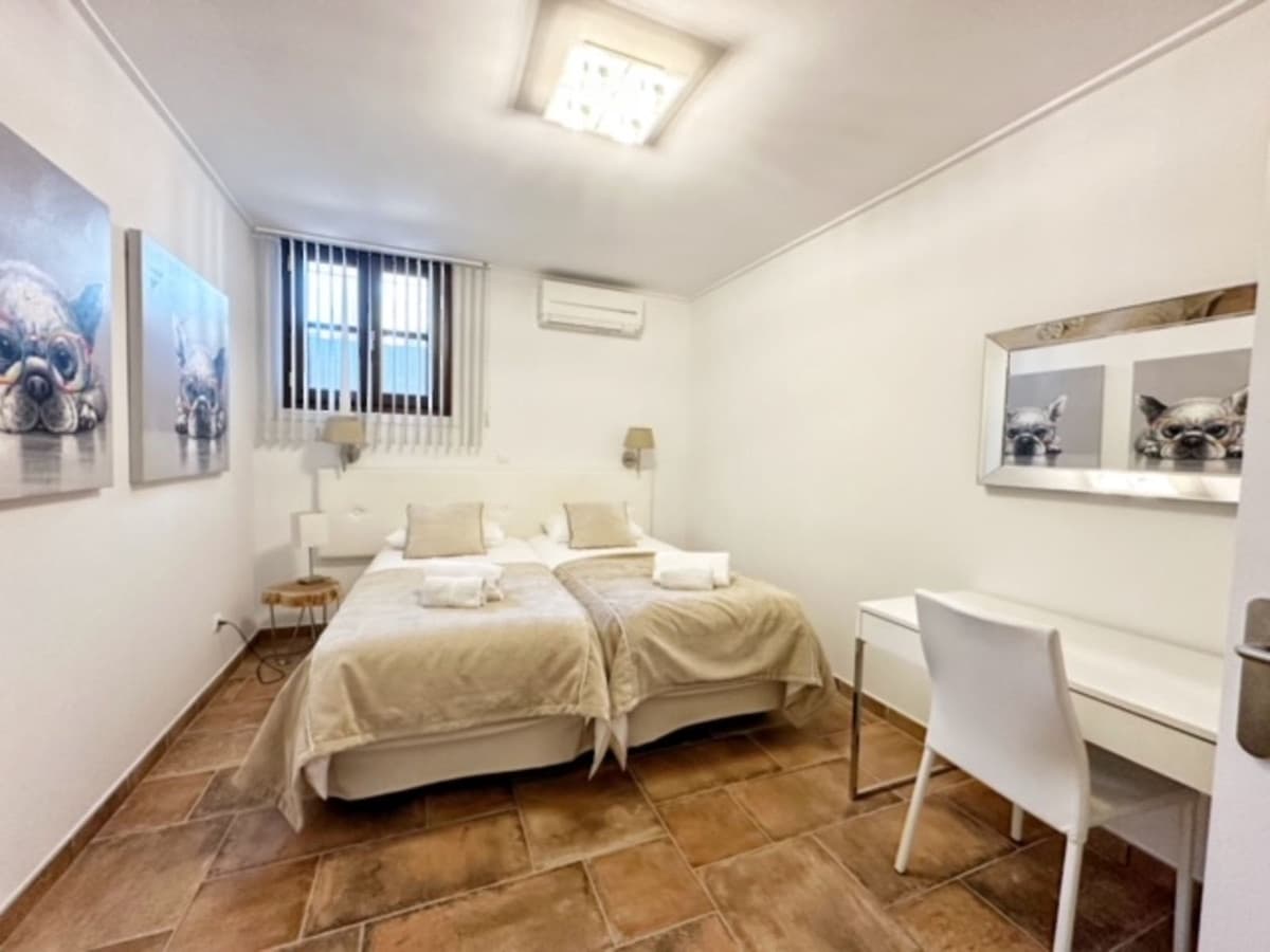 5 soverom Hus til salgs i La Heredia med garasje - € 1 095 000 (Ref: 9158744)