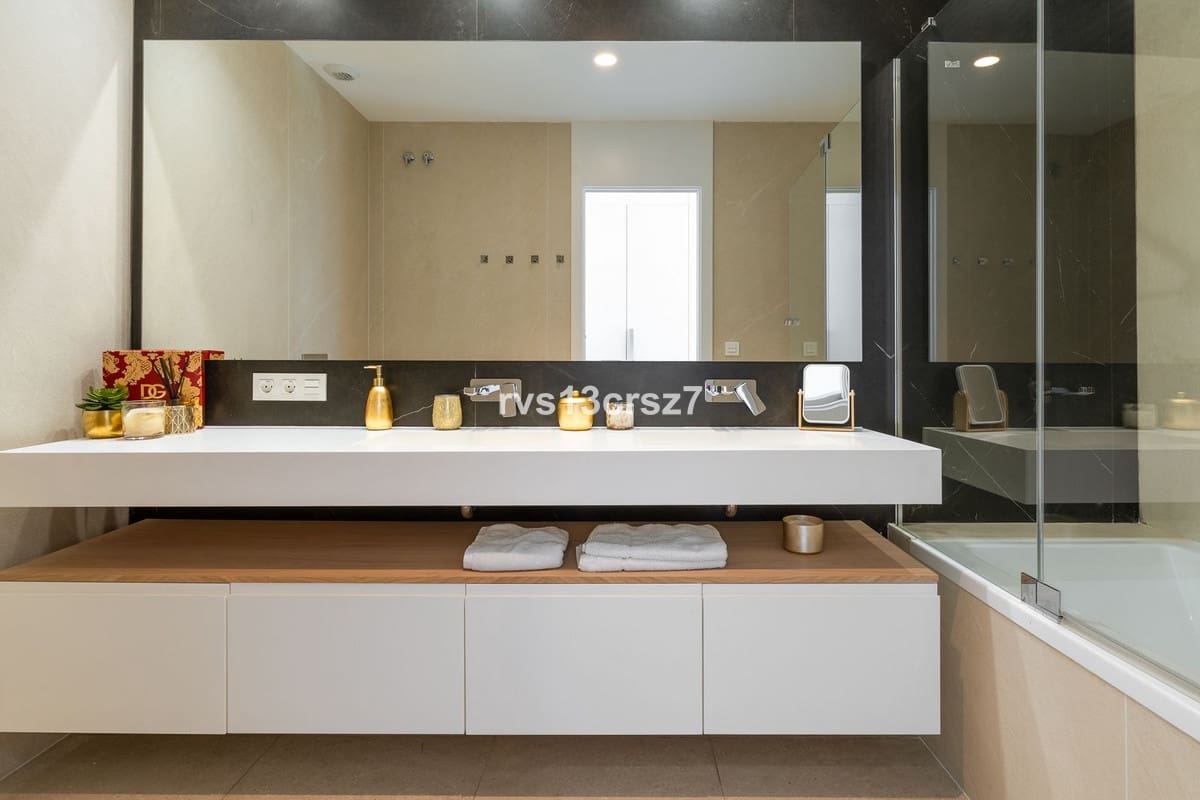 2 sypialnia Apartament na sprzedaż w Benahavis z garażem - 995 000 € (Ref: 9158745)