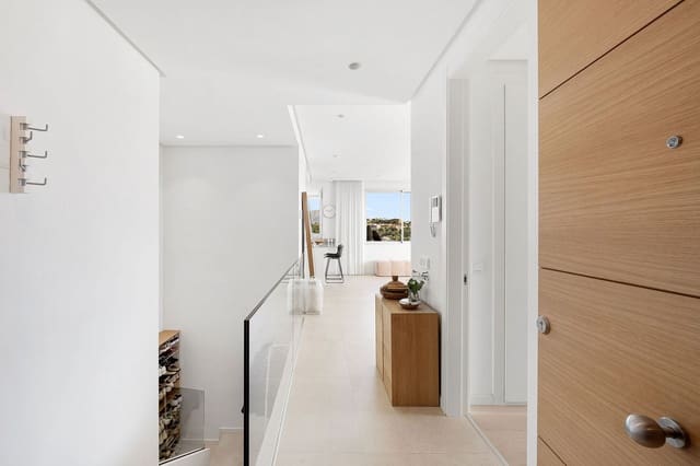 3 quarto Apartamento para venda em Benahavís - 925 000 € (Ref: 9158748)