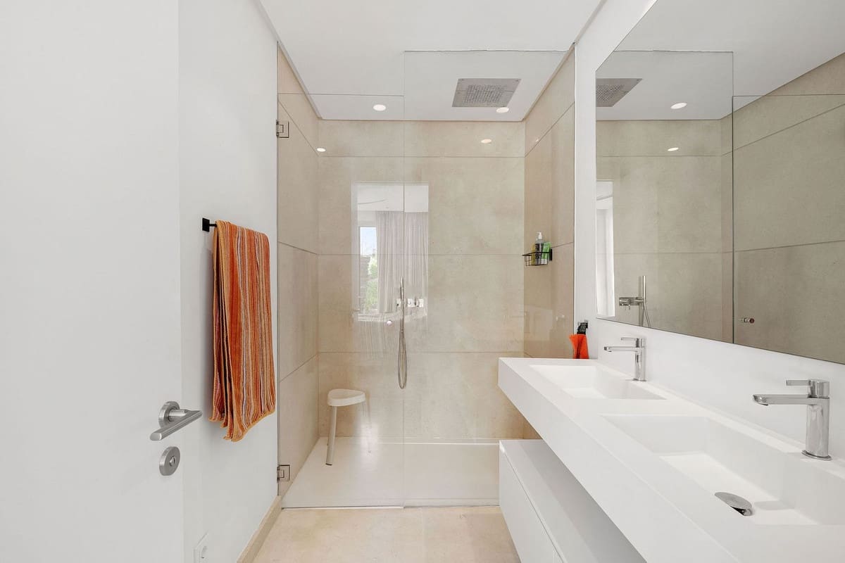 3 quarto Apartamento para venda em Benahavis - 925 000 € (Ref: 9158748)