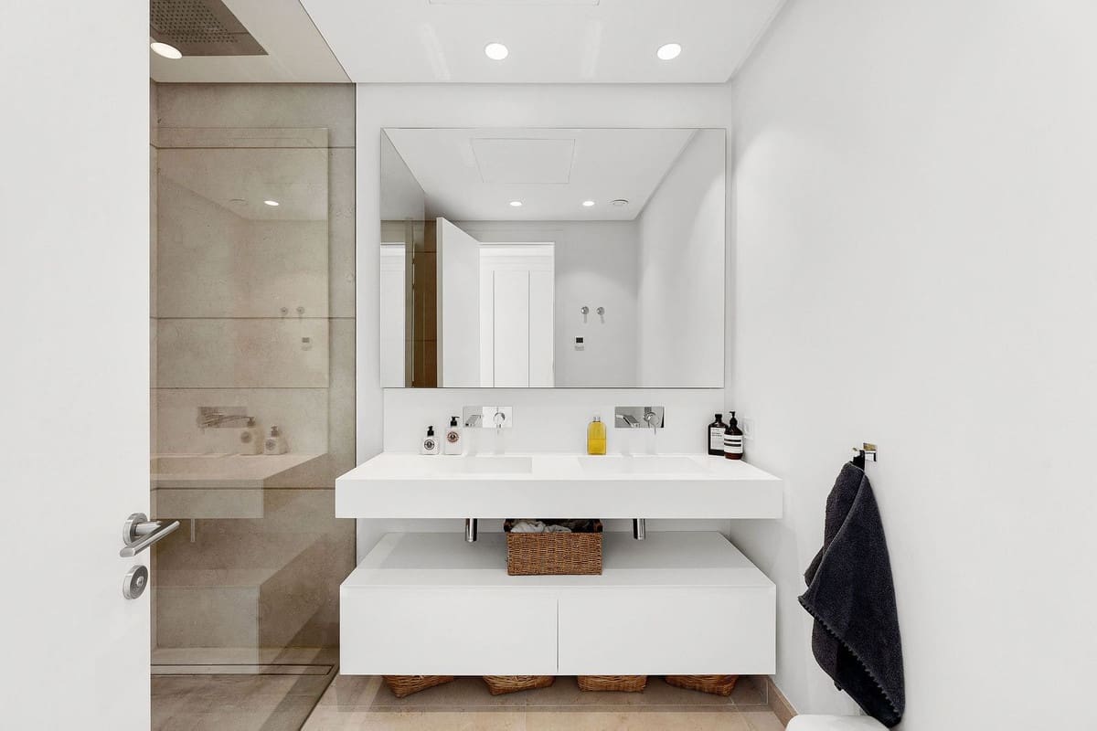 3 bedroom Apartment for sale in Benahavis - € 925,000 (Ref: 9158748)