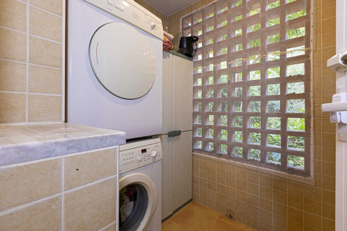 4 soverom Hus til salgs i Los Arqueros med garasje - € 765 000 (Ref: 9158759)