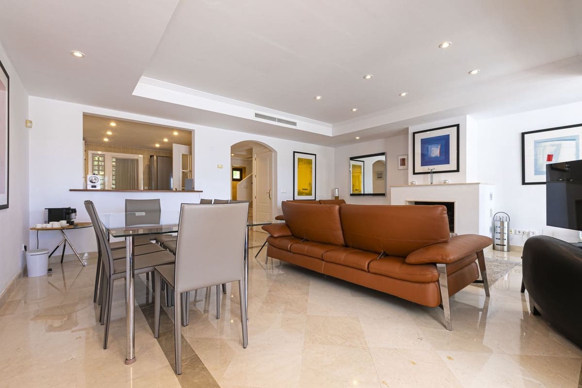 4 soverom Hus til salgs i Los Arqueros med garasje - € 765 000 (Ref: 9158759)