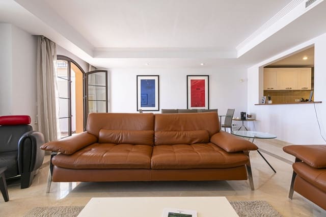 4 soverom Hus til salgs i Los Arqueros, Benahavís med garasje - € 765 000 (Ref: 9158759)
