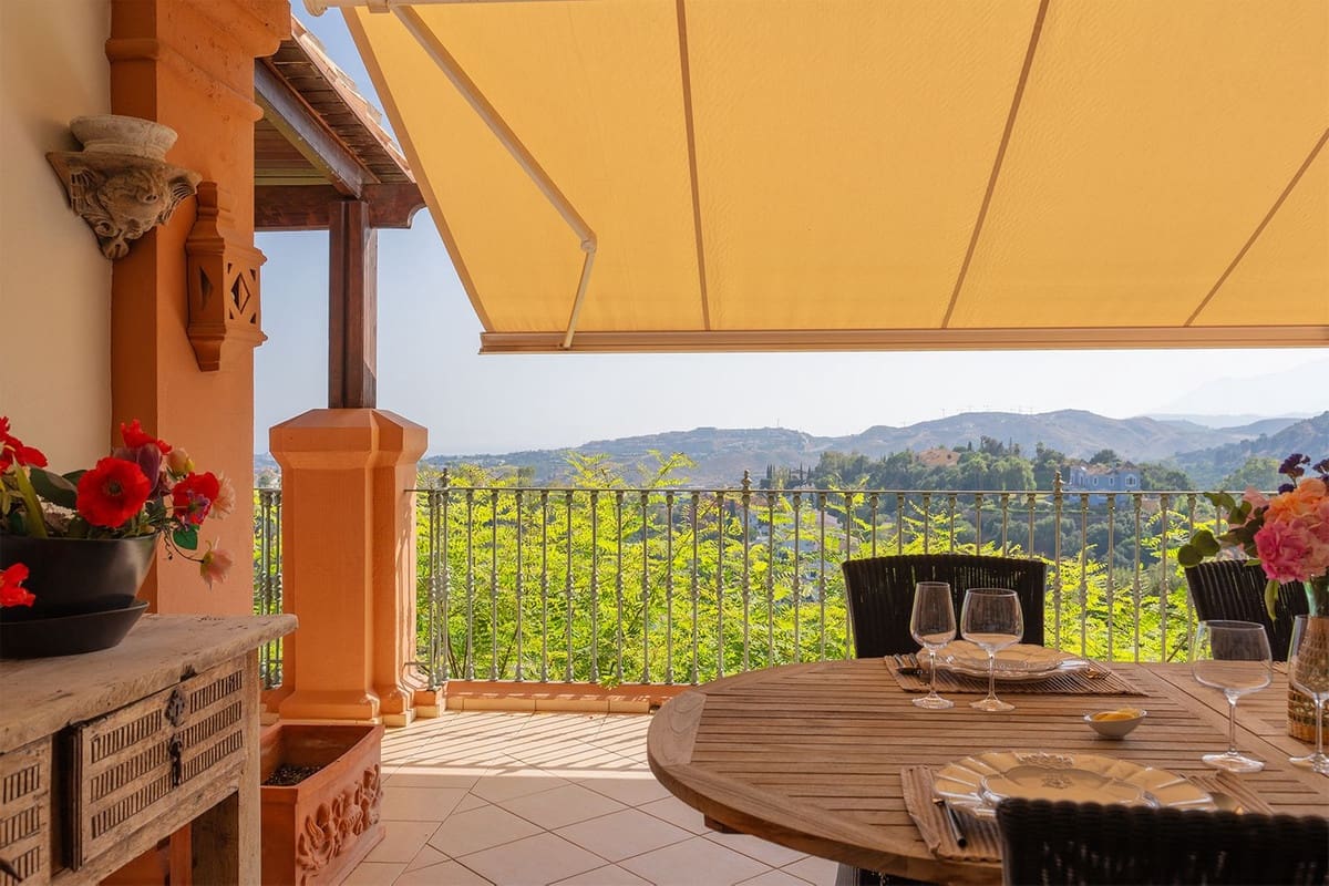 2 bedroom Apartment for sale in La Quinta - € 625,000 (Ref: 9158761)