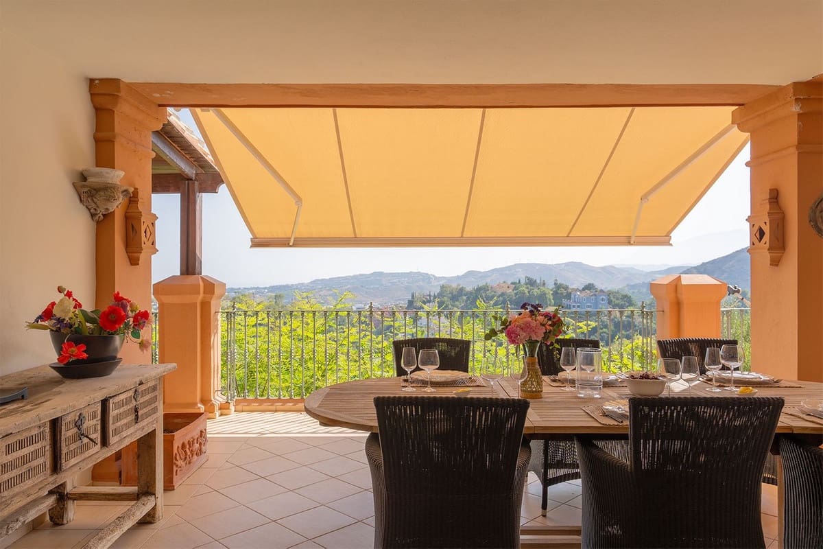 2 bedroom Apartment for sale in La Quinta - € 625,000 (Ref: 9158761)