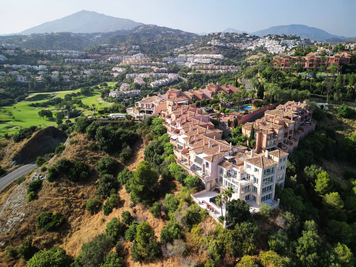 2 bedroom Apartment for sale in La Quinta - € 625,000 (Ref: 9158761)