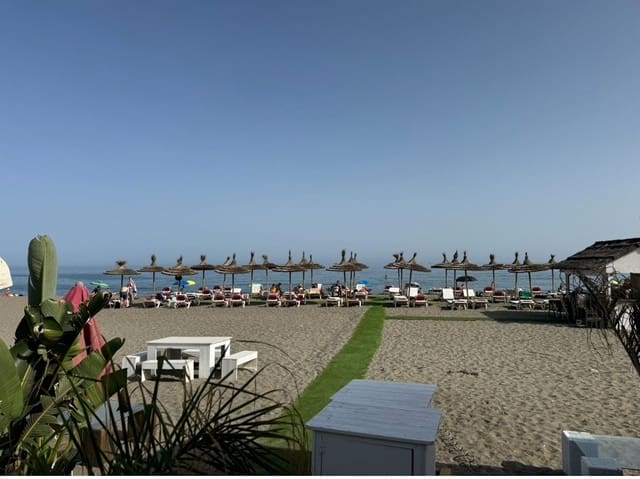 Erhverv til salg i Estepona - € 5.850.000 (Ref: 9201966)