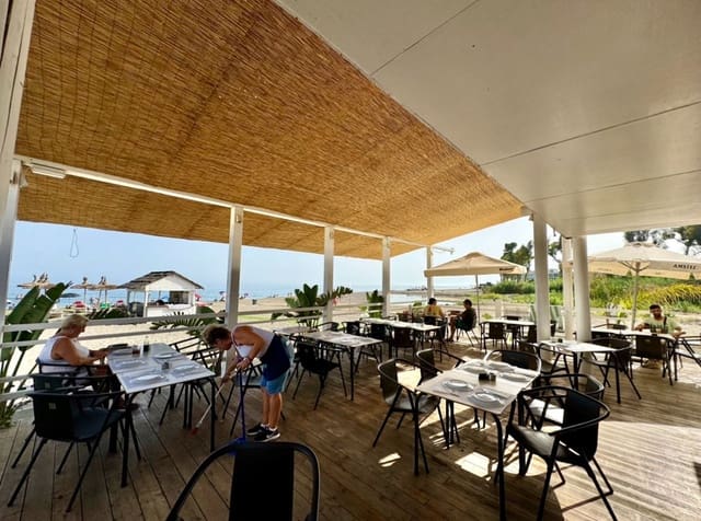 Erhverv til salg i Estepona - € 5.850.000 (Ref: 9201966)